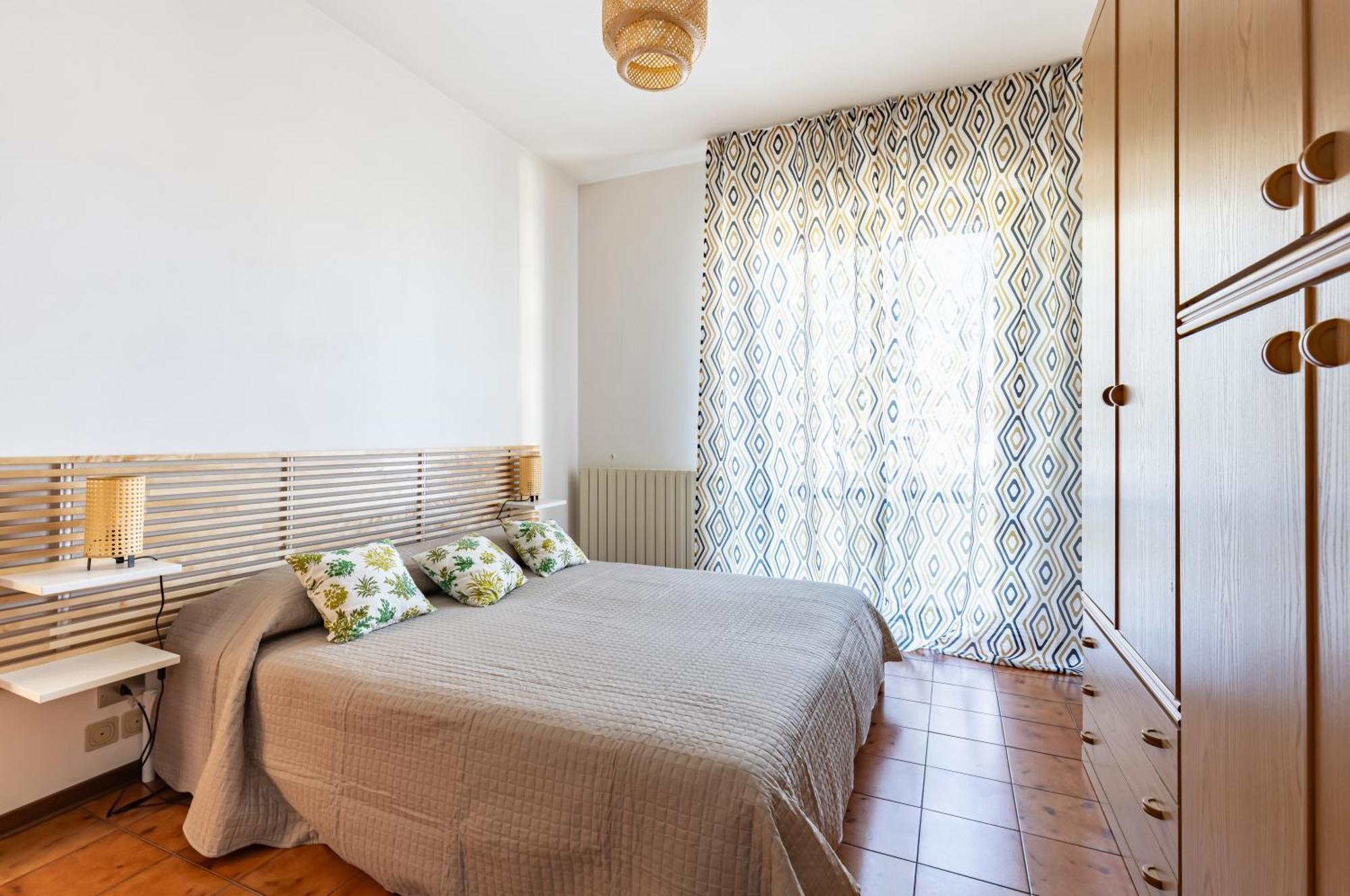 Comfy Apartment With Private Parking Near The Beach! 维亚雷焦 外观 照片