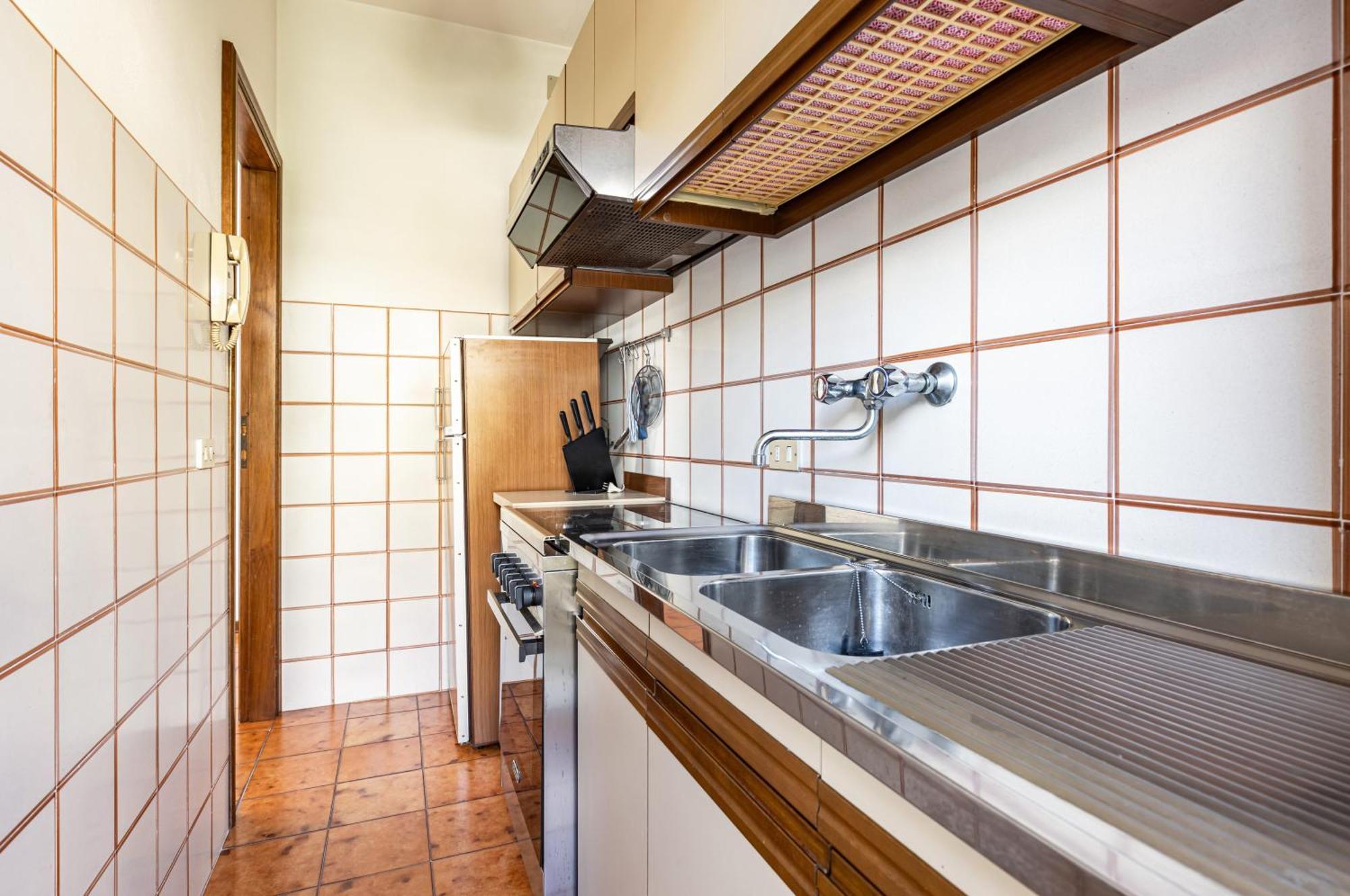 Comfy Apartment With Private Parking Near The Beach! 维亚雷焦 外观 照片
